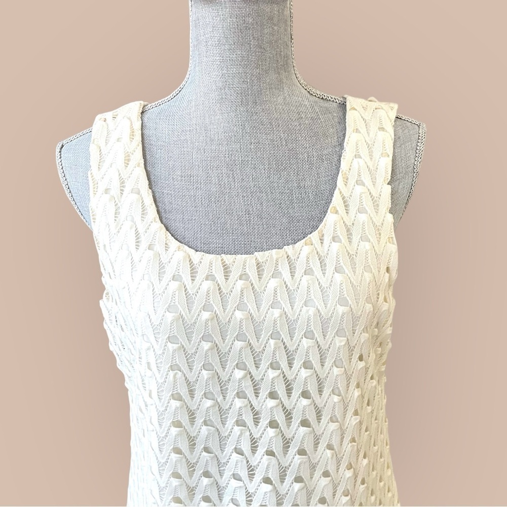 Red Camel Ivory Crochet Shift Dress Large – Sleeveless Lined Knit, Keyhole Back - Picture 5 of 11